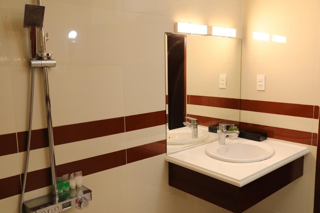 Thanh Vinh Hotel & Apartment Ho Chi Minh City Bagian luar foto